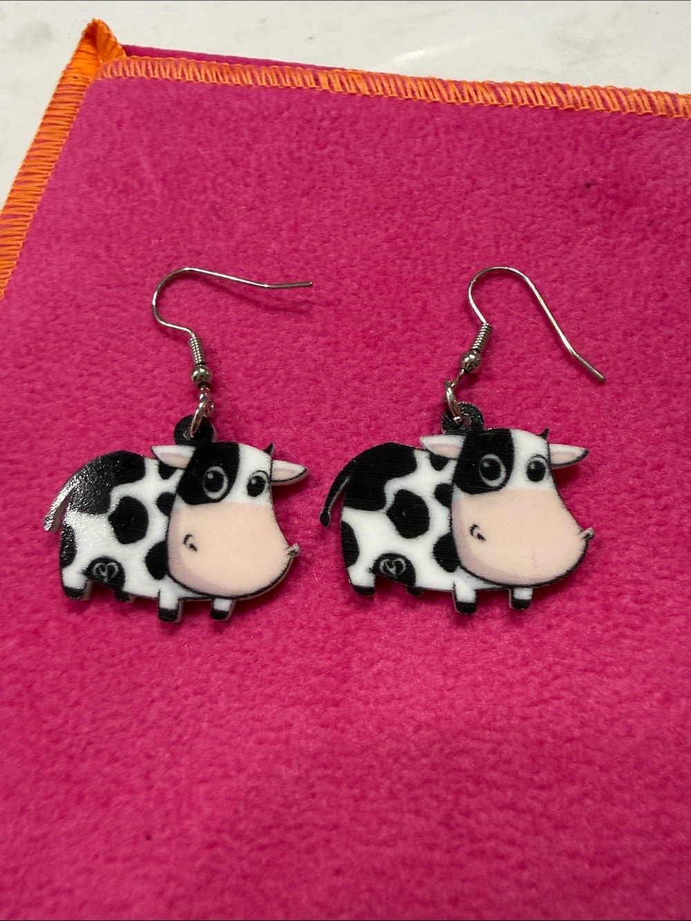 Cute Cartoon Cow Earrings – Farmhouse Western Y2K Novelty Dangle Earrings